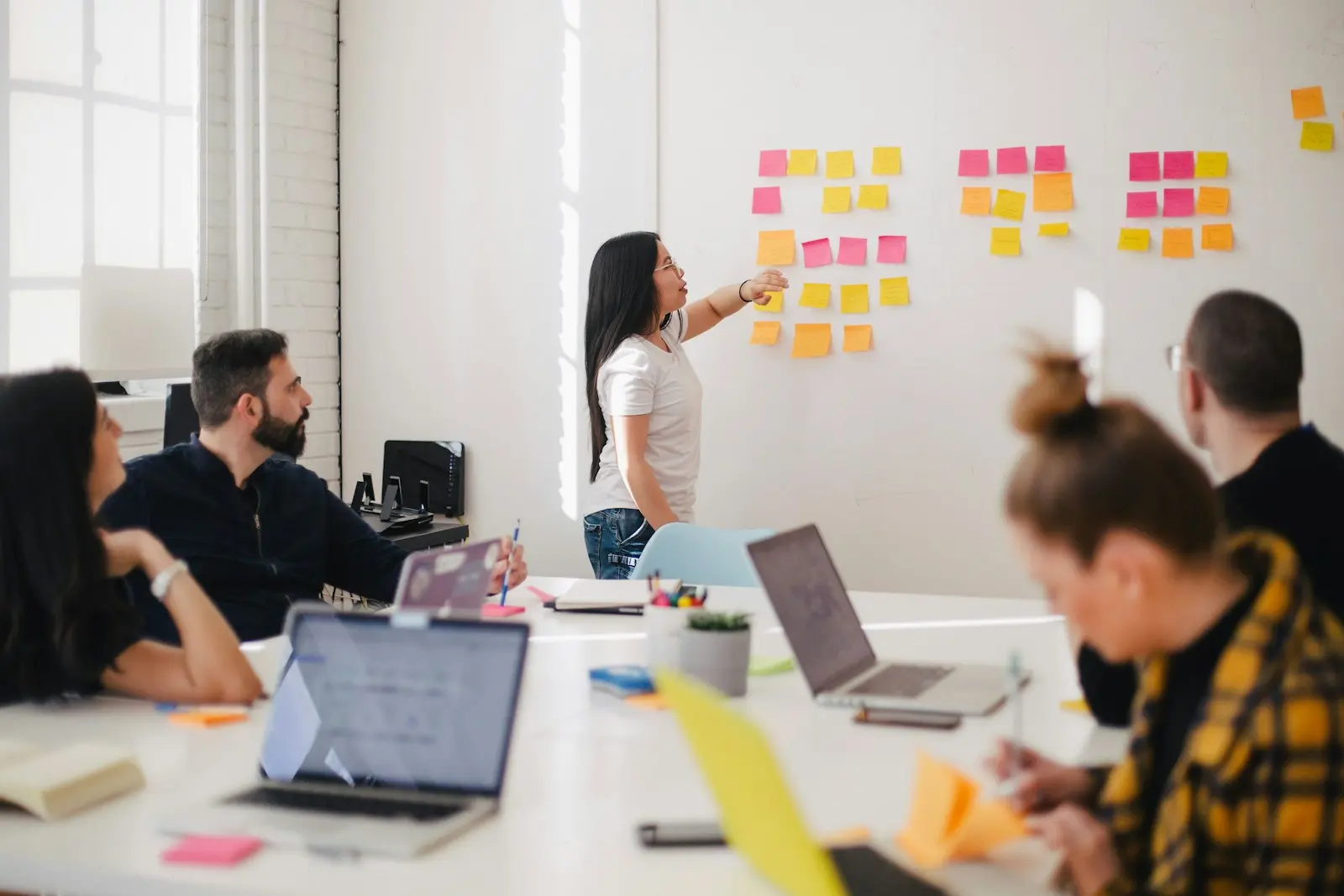 Analytics specialist clarifying sessions visits and clicks