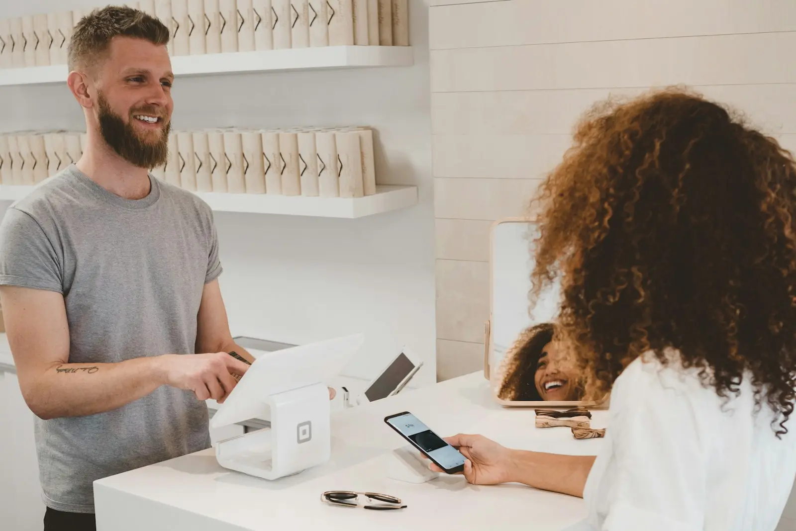 E-commerce team optimizing acquisition and retention